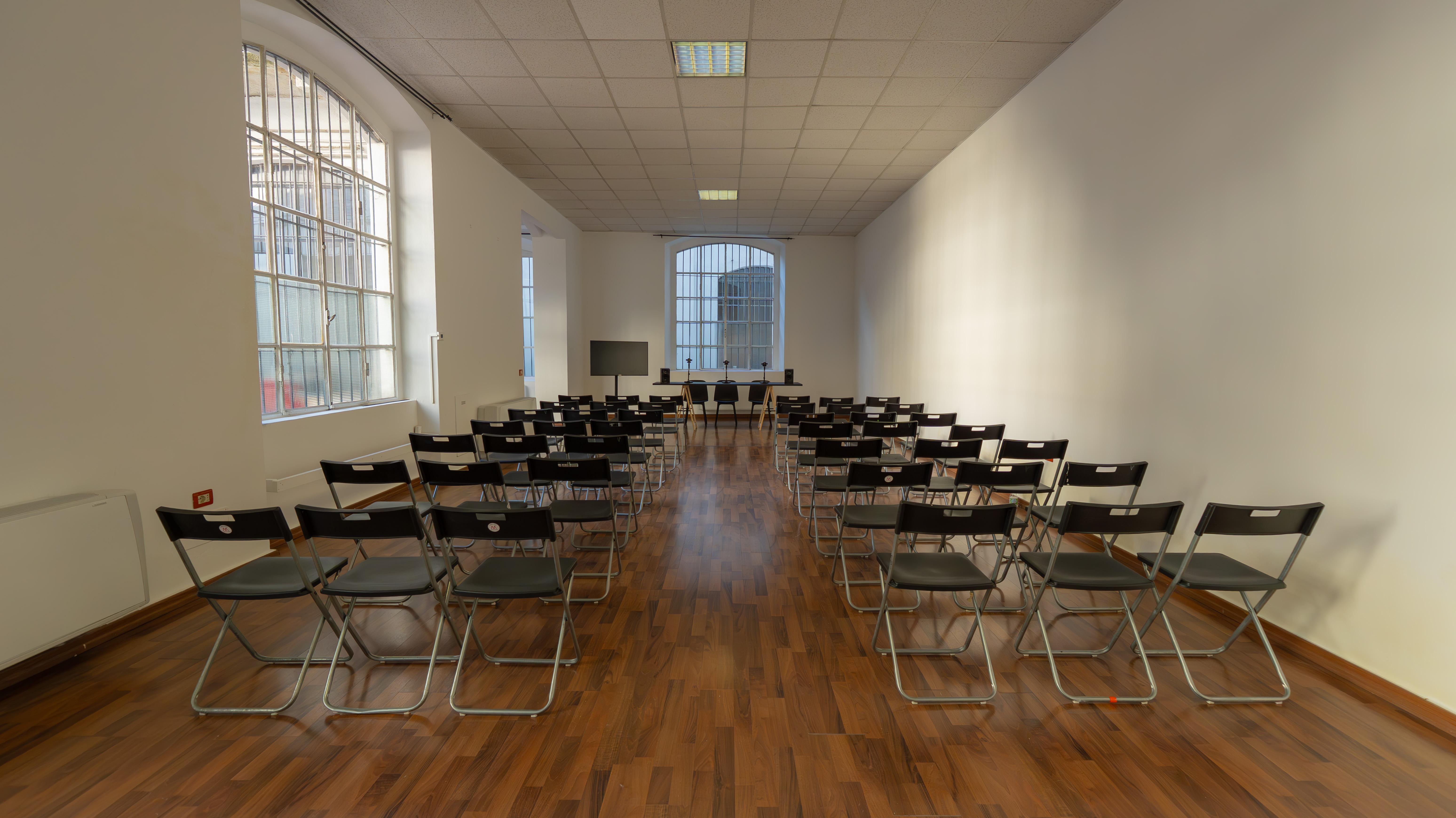 Finestroni e luce naturale